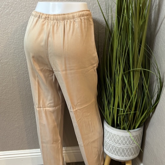 French Laundry Pull-on Pants Beige Medium - Picture 7 of 11